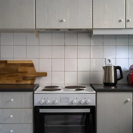 Central Green Apartments Apartment *